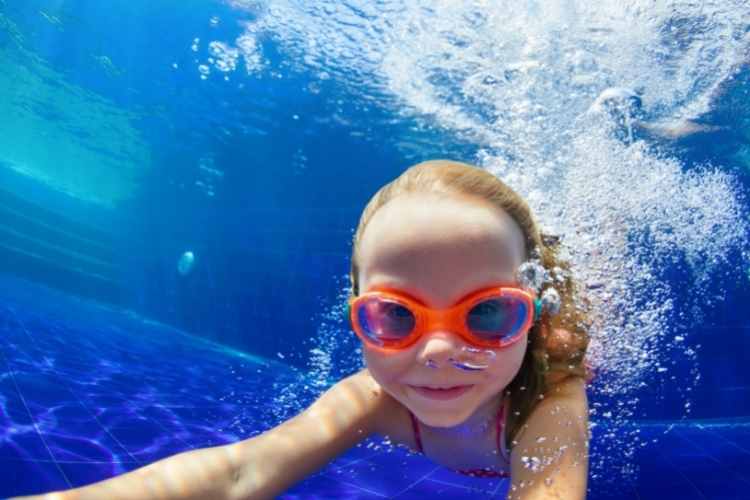 5 Tips That Will Get Your Child Swimming Faster